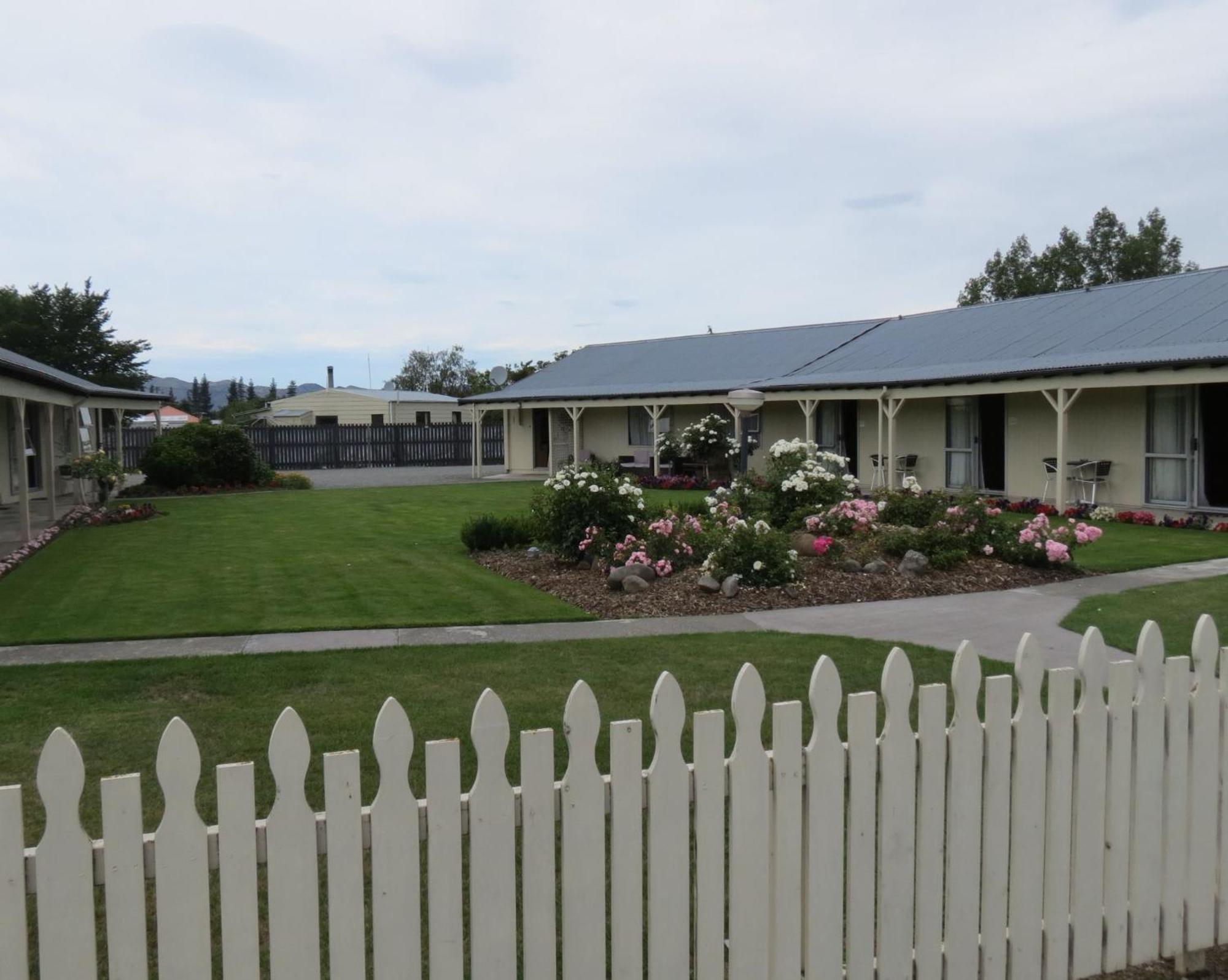 Culverden Court Motel Exterior foto